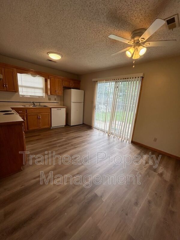 Photo - 1113 Dean Dr