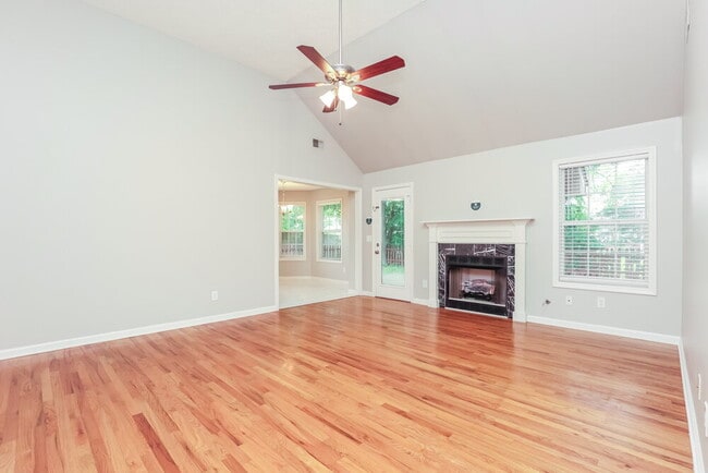 Photo - 7004 Bridgewater Dr