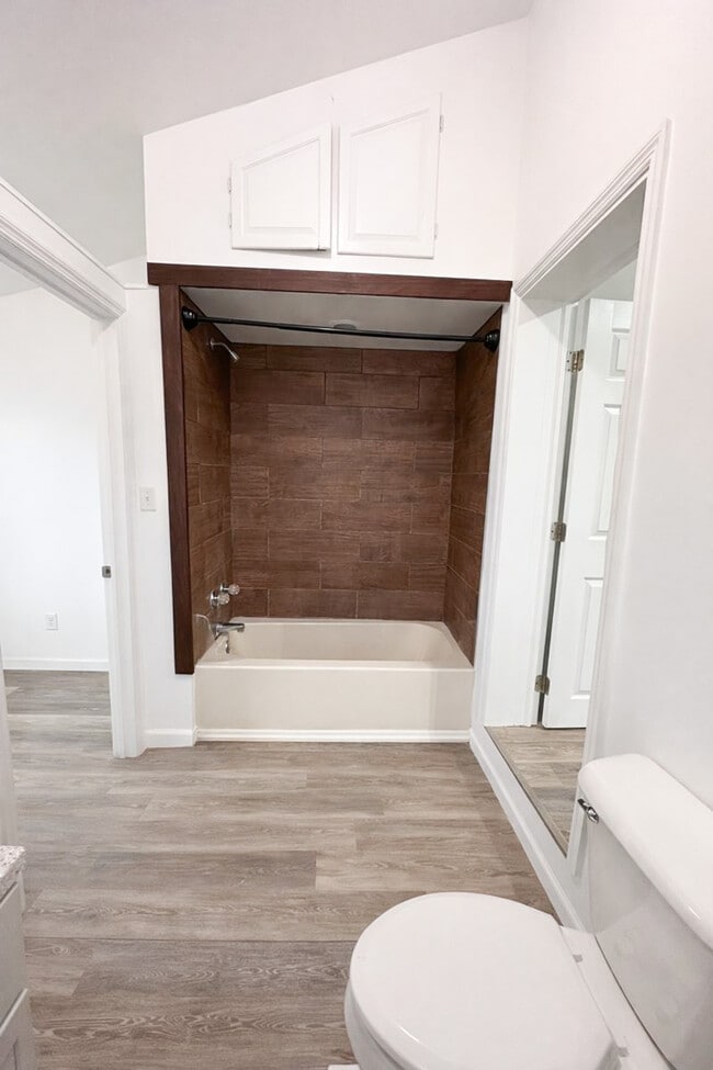 Photo - 934 Washington Ave Unit 1