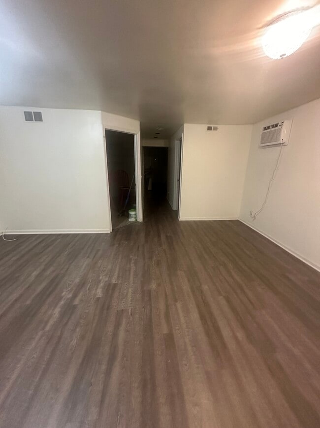 4422 S Saint Lawrence Ave Unit B