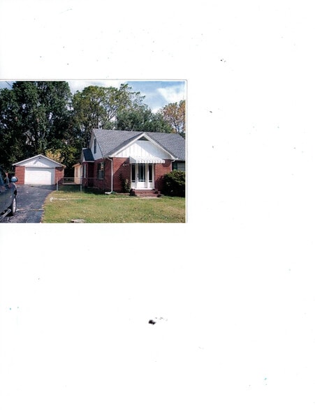 426 Henderson Dr