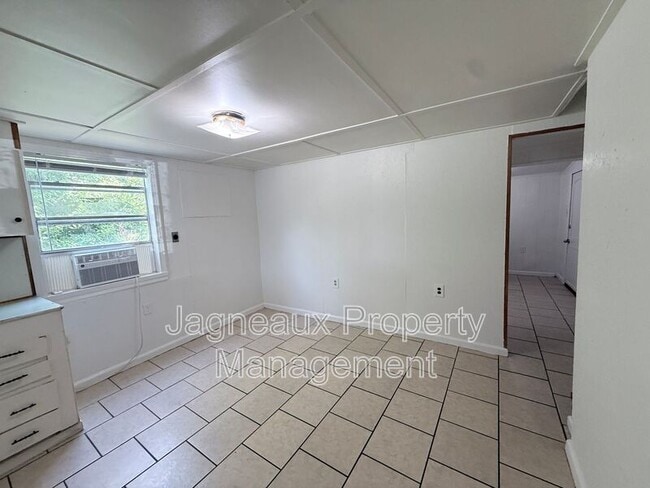 Photo - 106 Fontenot Rd