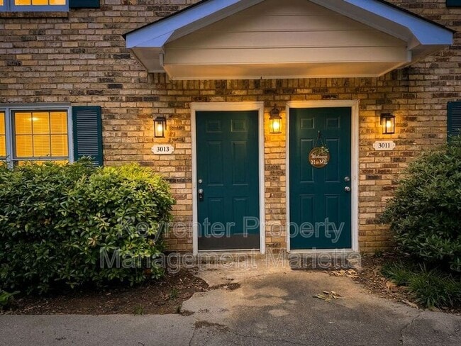 Photo - 3013 Spruce Cir SW