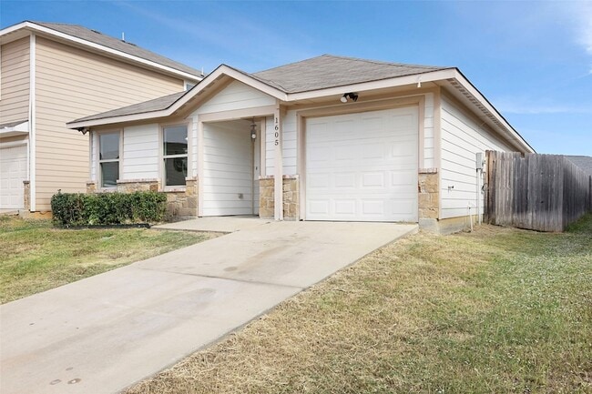 Photo - 1605 Village Park Trail