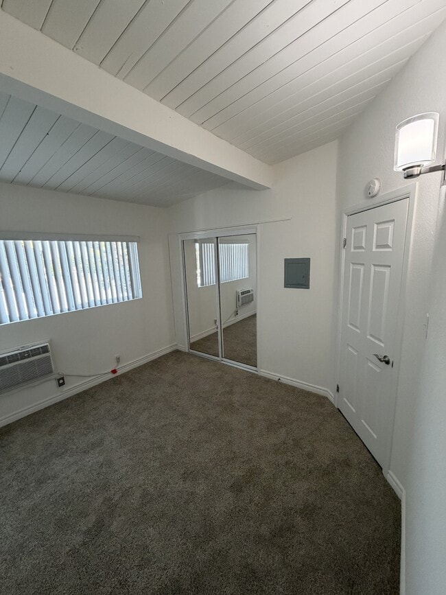 Bedroom 2x1