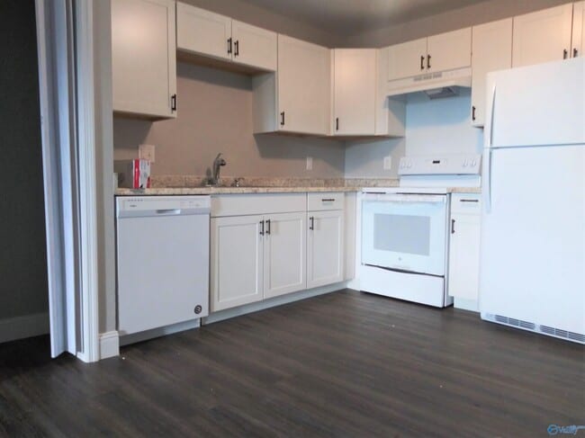 Photo - 2007 Morgan Ave SW Unit 6