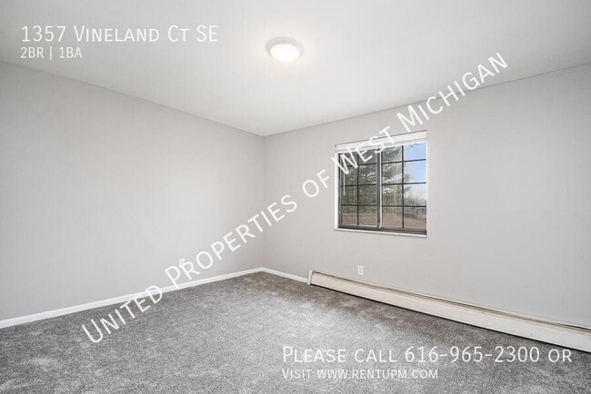 Photo - 1357 Vineland Ct SE