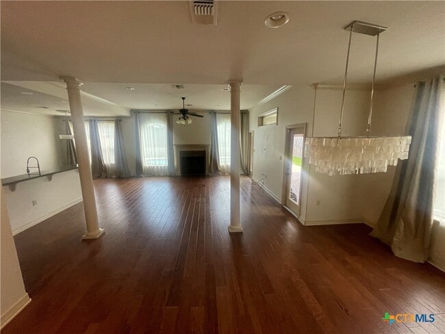 Photo - 34 Cotswold Ln