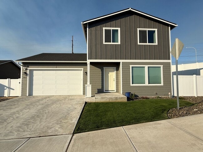 Building Photo - Coming soon Now renting 3 bedroom House