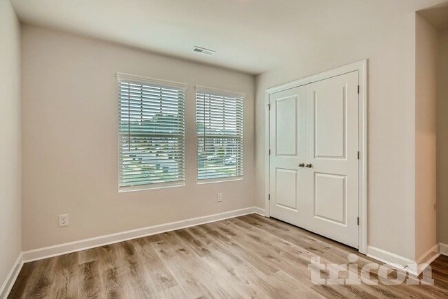 Photo - 9205 Festival Wy