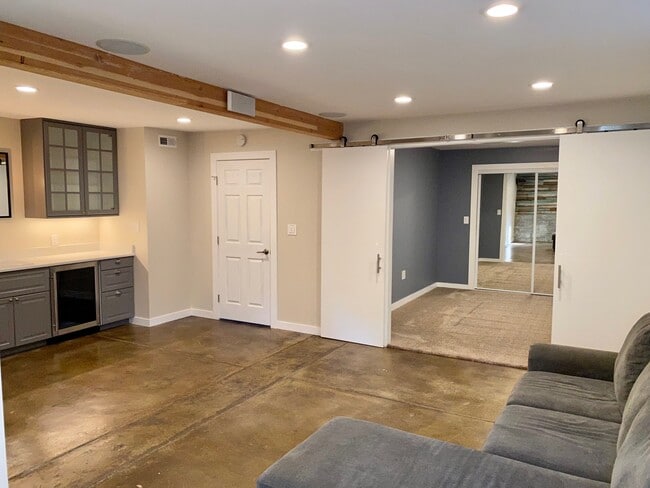 Suite en el sótano - 1209 9th St