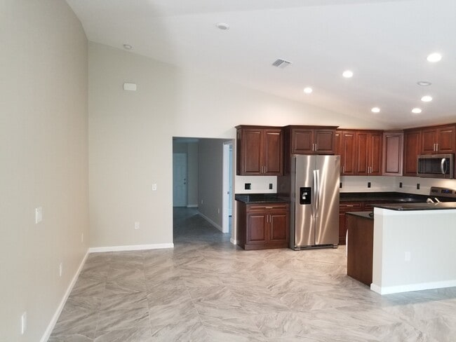 508 SE 7th Ave