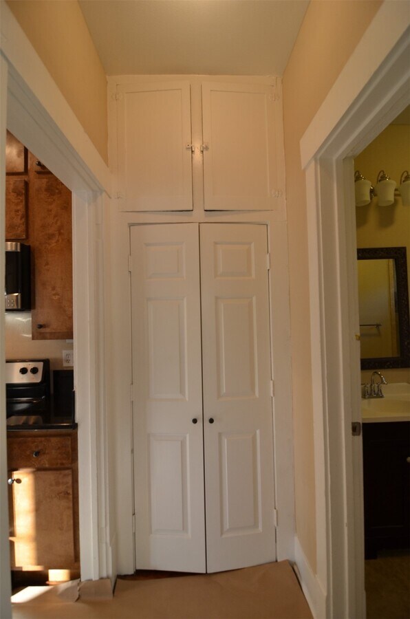 Photo - 2120 McKee St