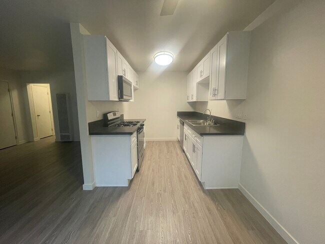 Photo - Mar Vista Apartments