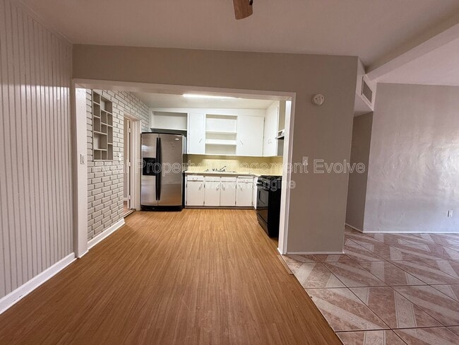 Photo - 4141 N 29th Ave