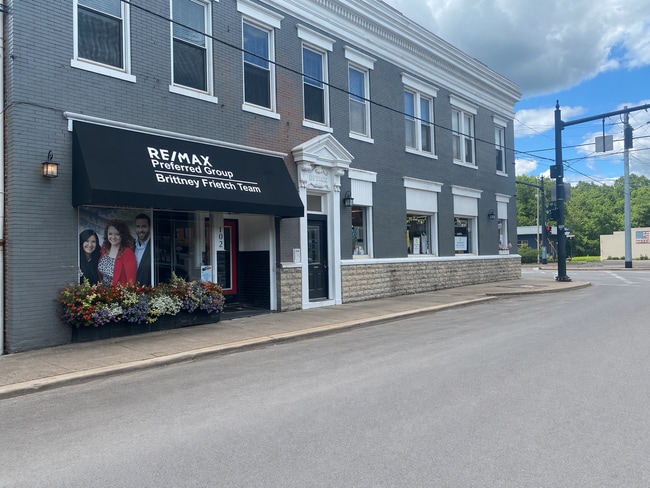 Building Photo - 102 Karl Brown Way Unit 7