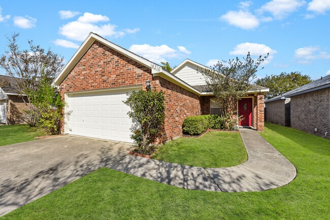 Photo - 18210 Beaverdell Dr