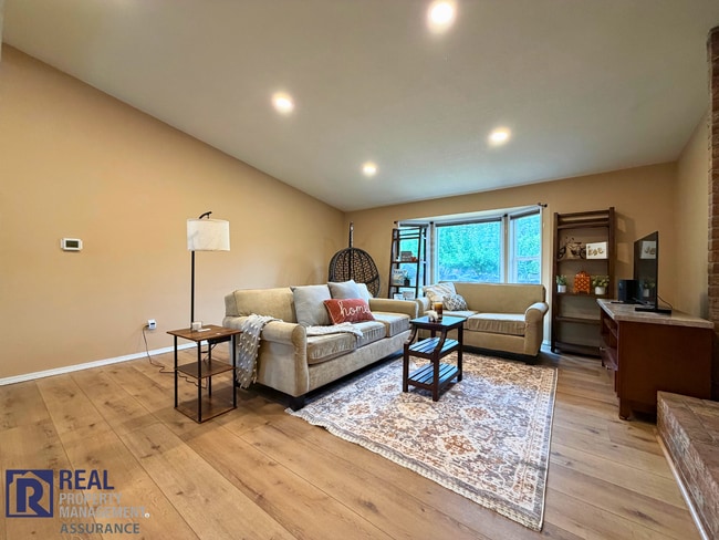 Photo - 10685 SW 77th Ave
