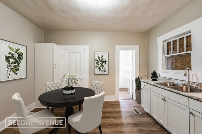 Photo - 2800 Ave H