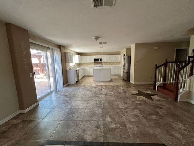 Photo - 31807 Empresa Cir