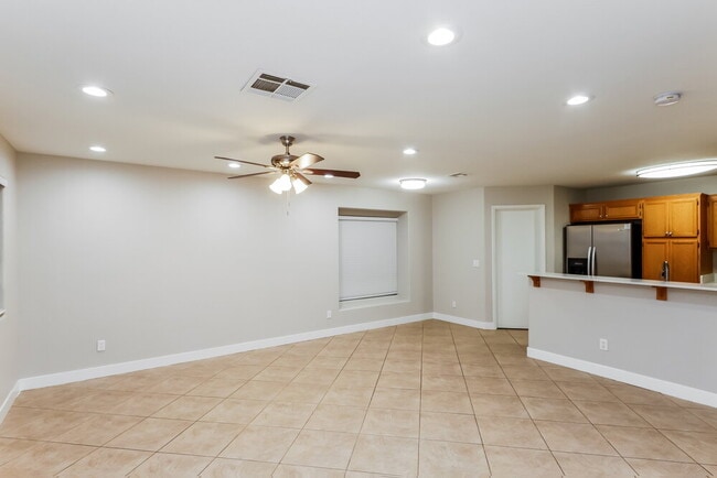 Photo - 7425 Flat Rock St