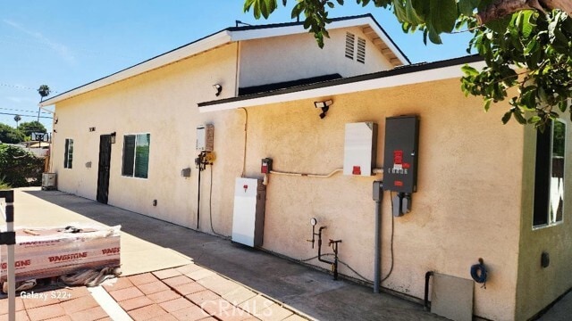Building Photo - 15580 Lujon St Rental