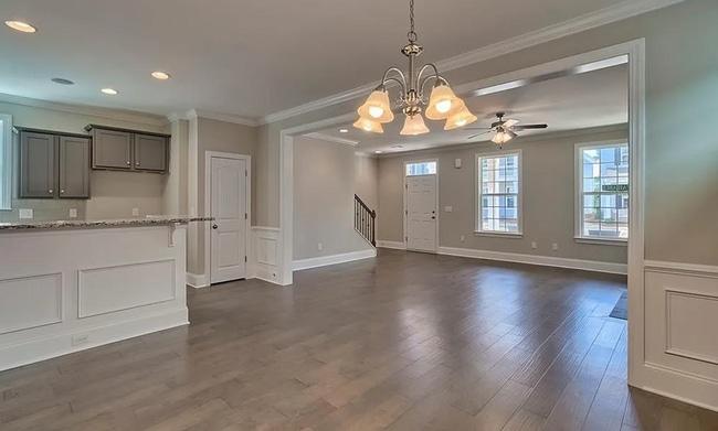 Photo - 5 Bedroom 2000 Square Ft Home at Village a...
