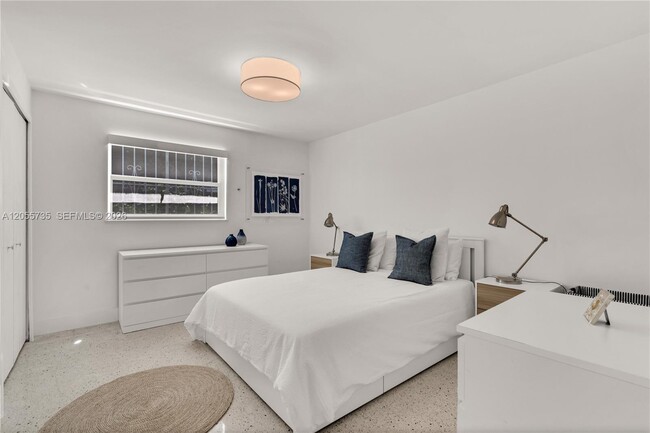Photo - 836 SW 1st St Unit 102