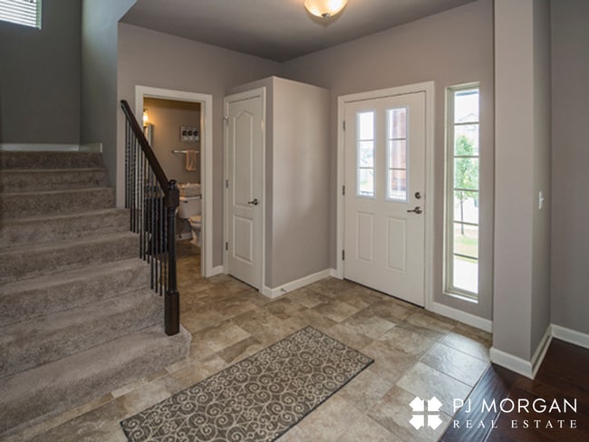 Photo - 17214 Meredith Ave