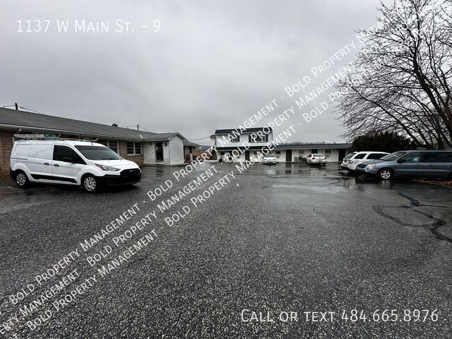 Photo - 1137 W Main St Apartment Unit 9