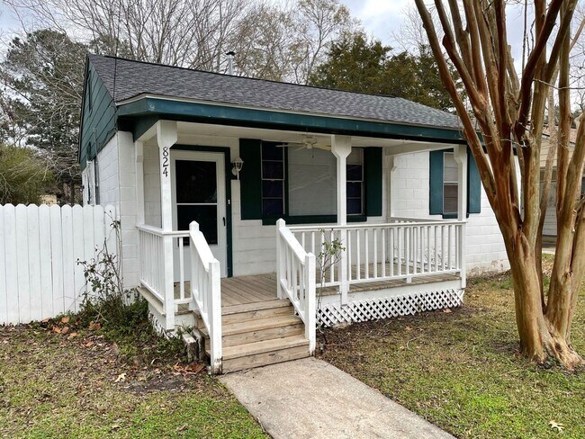 Photo - Great cottage located in West Ashley