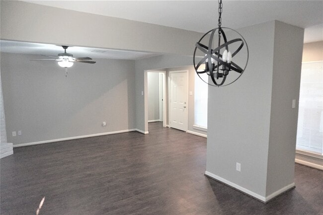 Photo - 2727 Tinechester Dr