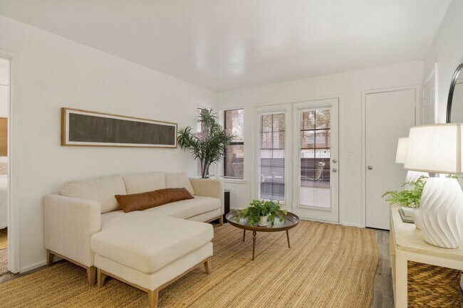 Photo - Forest Pointe Apartments