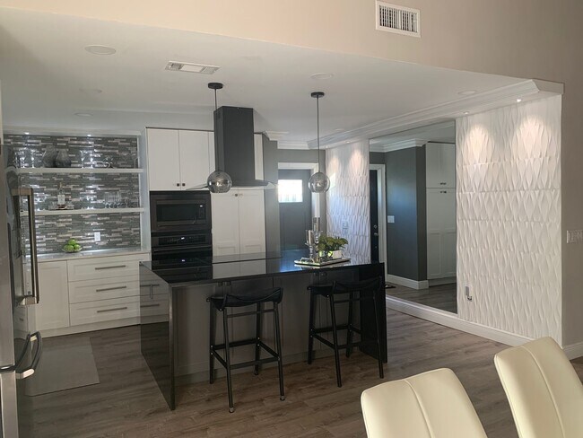Photo - 9215 E Highland Pines Dr House