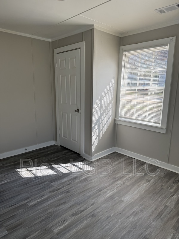 Photo - 109 Butler St