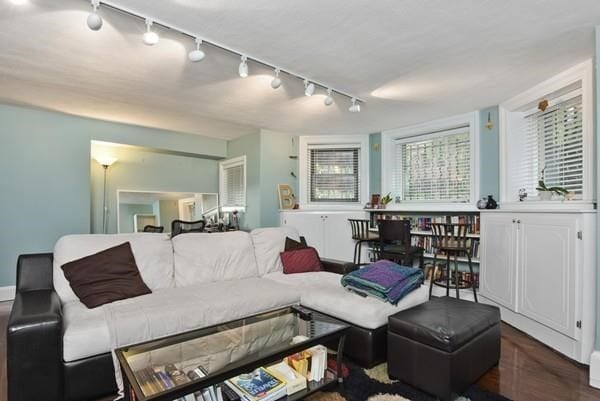 Photo - 242 Beacon St Unidad 1