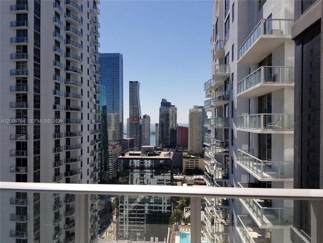 Photo - 1010 Brickell Ave Unidad 3205