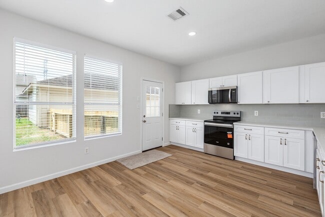 Photo - 16819 Libson Falls Dr