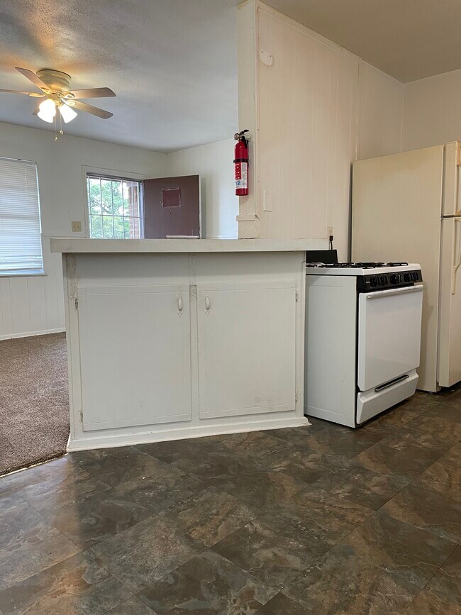 Photo - 3405 Drew St Unit 2