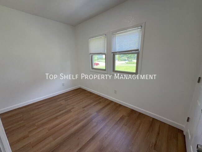 Photo - 1145 21st St Unit 1