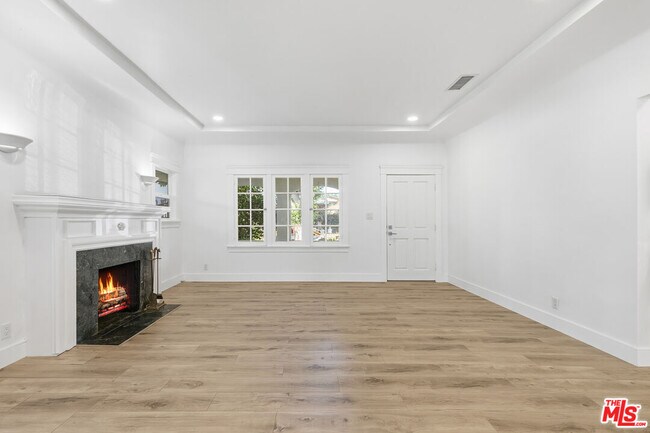 Photo - 641 N Martel Ave