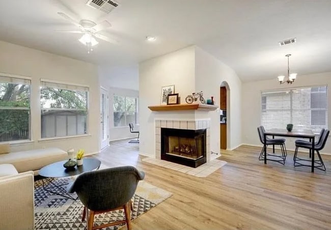 Photo - Great 3 bed 2 bath in North Austin