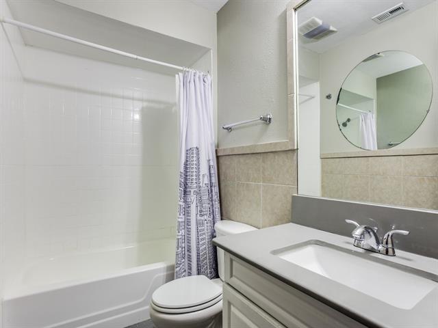 Photo - 202 S Willomet Ave Unit 2