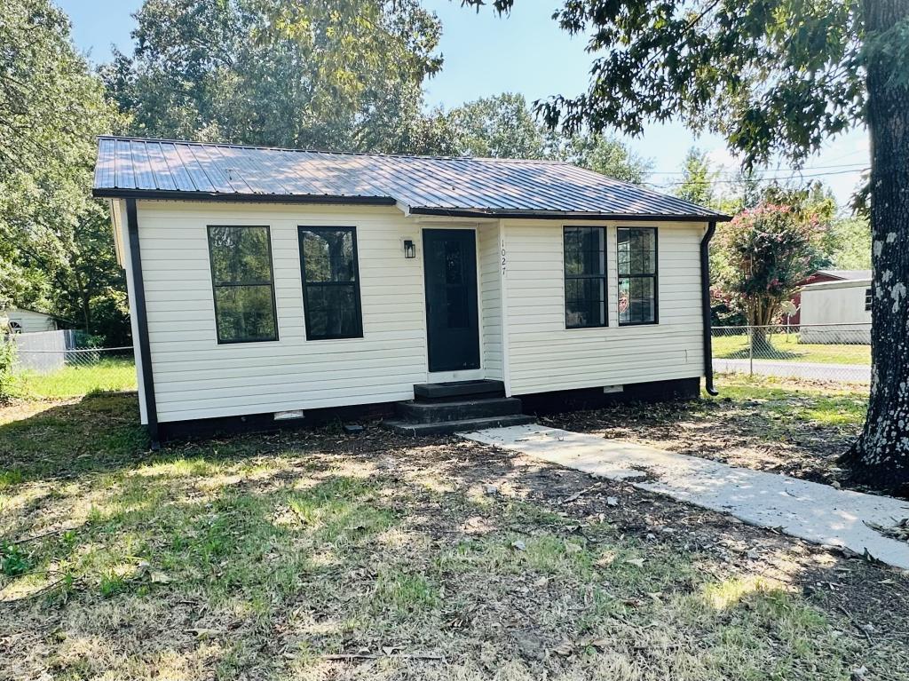 Photo - 1027 Jefferson St