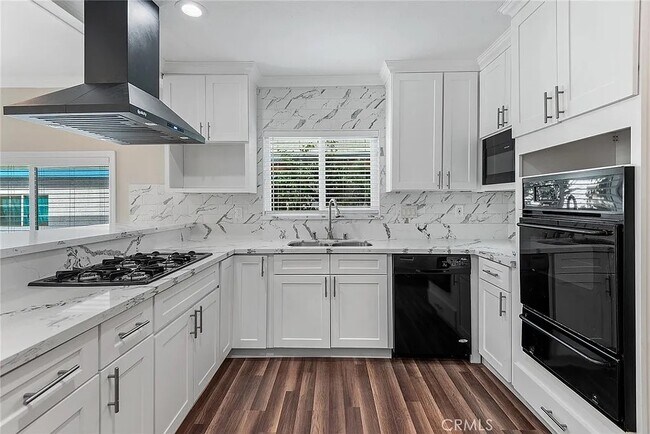 Photo - 1520 Helen Dr