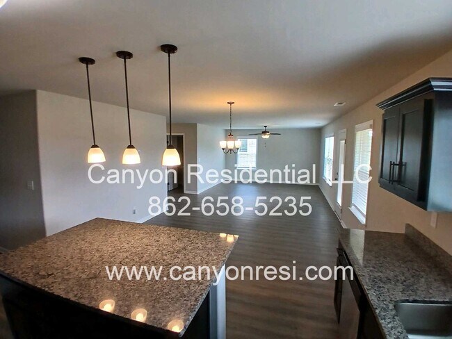 Photo - MUST SEE Fantastic 4BR 2/5 BA near everyth...