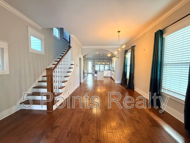 Photo - 2209 10th Ave S Unit A