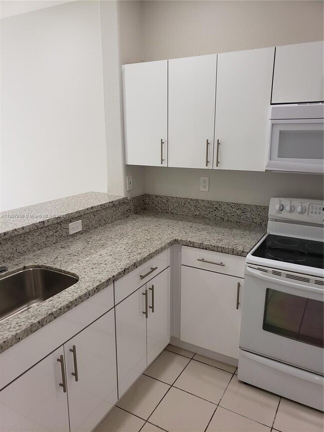 Photo - 1666 SE 27th Ct Unidad 103