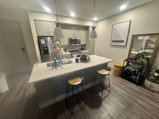 Building Photo - 310 N Orange Ave