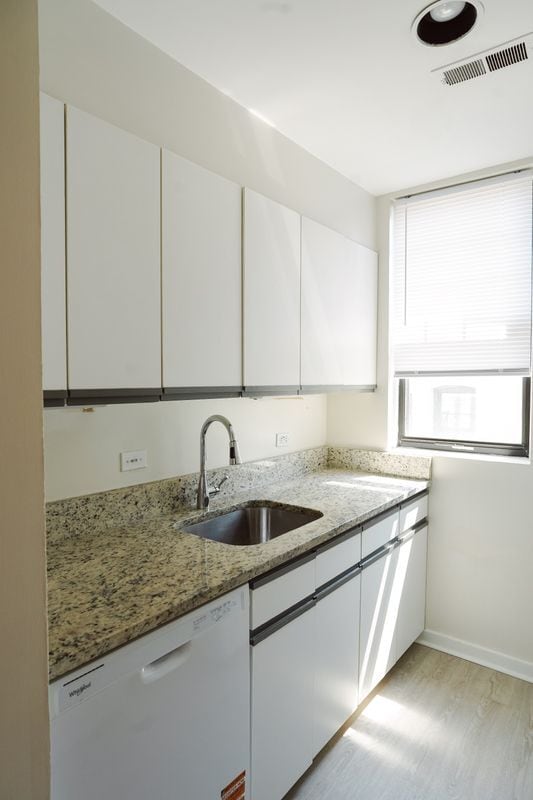 Photo - 1842 California St NW Unidad #17b